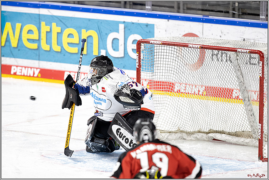 PENNY DEL;  Koelner Haie - Iserlohn Roosters; Koeln, 20.02.2022